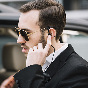 security-man-earpiece | Radio Industries Australia